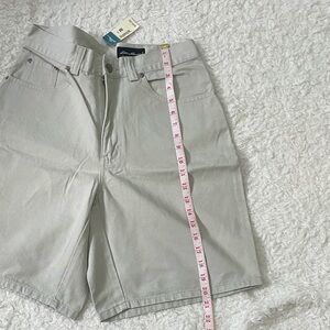 Eddie Bauer Classic Cream Trousers short for men
